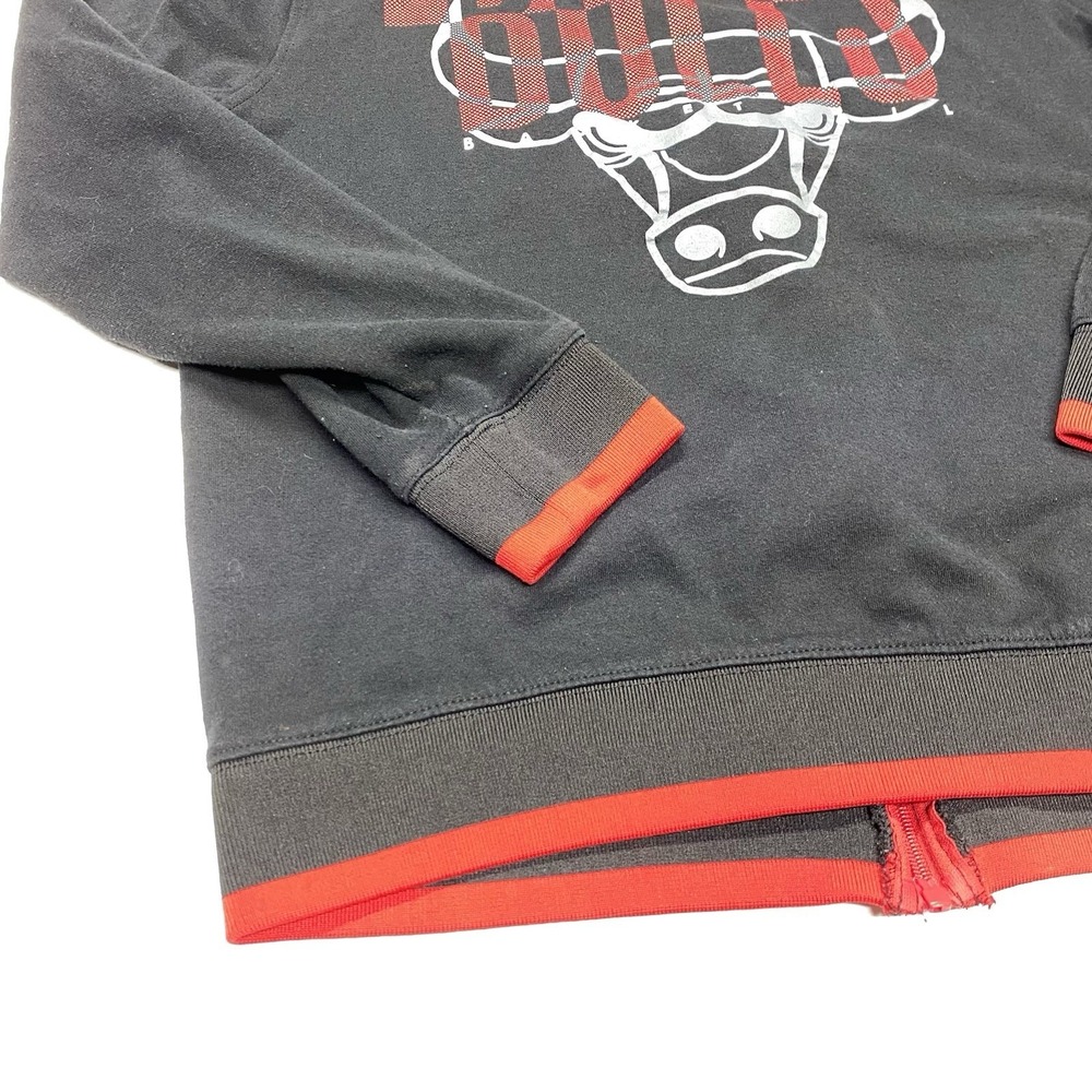 NBA Chicago Bulls Basketball Black Red Full Zip Jacket Size Medium - Picture 9 of 13